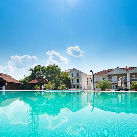 Aranyszarvas Panzió Szarvas Exterior foto